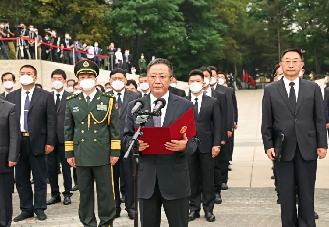 第八批在韩中国人民志愿军烈士遗骸安葬仪式在沈阳举行