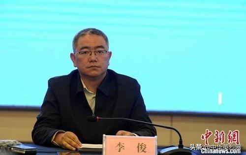 图为西昌市委书记李俊通报情况. 刘忠俊 摄