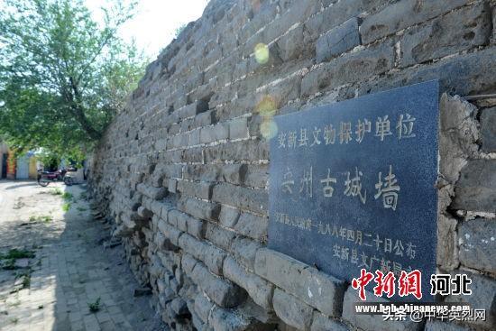 图为安州镇存留下来的古城墙。 韩冰 摄