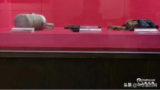展馆里陈列着东江纵队战士曾用过的物品